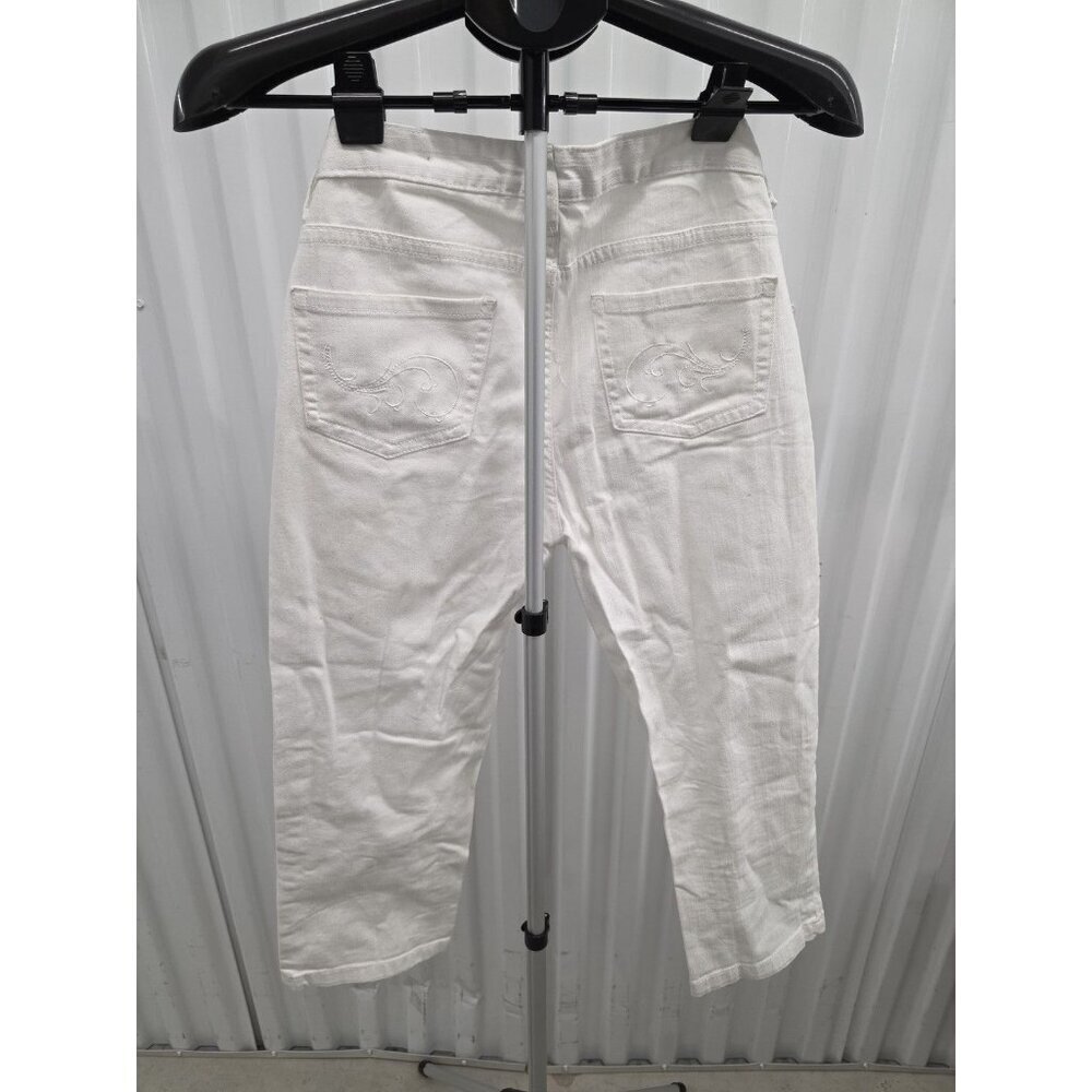 ISIS Women's White Cropped Jeans Size 29 Regular Stretch Denim Embroidered